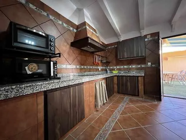 Casa Diáfana Parejas Muy Cerca De La Playa Cádiz